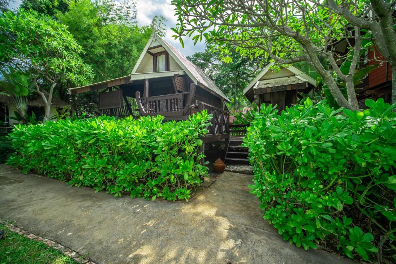 Baan Thong Ching Resort Khanom Exterior photo